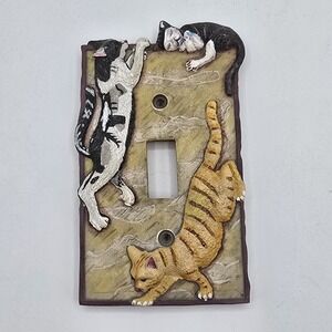 Vtg Playful Cats Single Toggle Light Switch Cover Hand Painted Resin Kitten